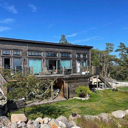 Ny Laegenhet Pa Markplan Med Havsutsikt Strömstad Esterno foto